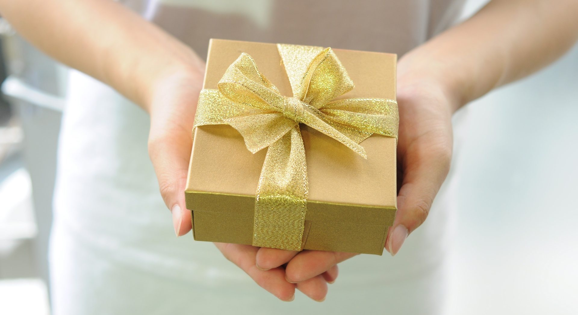 Read more about the article The Best Gifts to Give in Quarantine